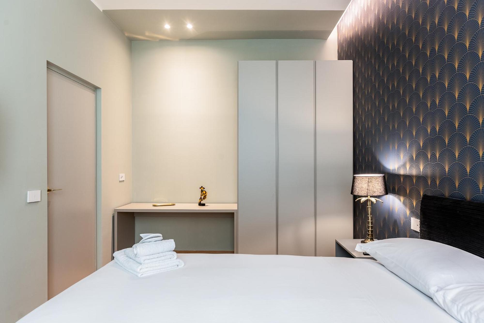 Luxury Apartment - Near Stazione Centrale Milán Exterior foto